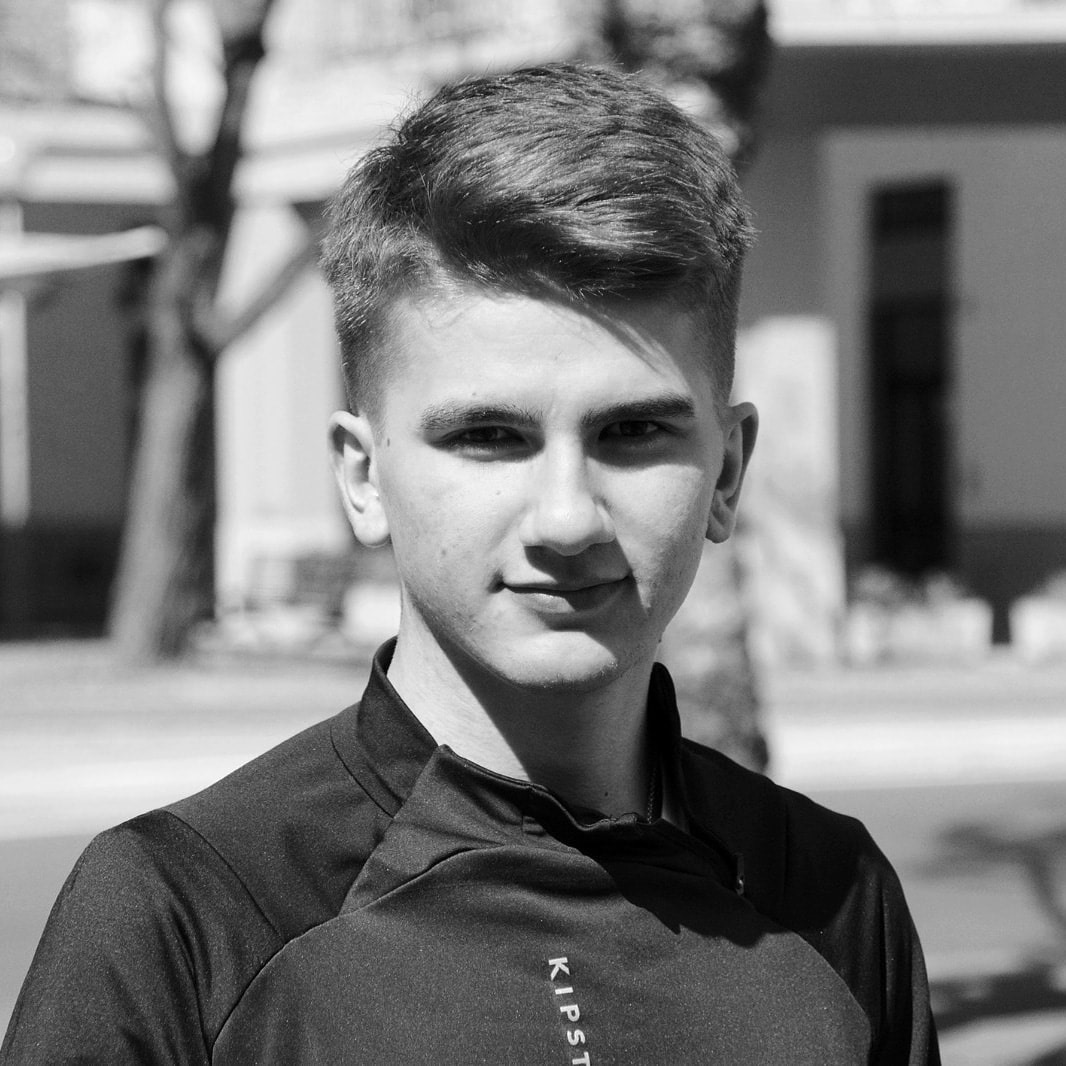 Pavel Aprili Furyk